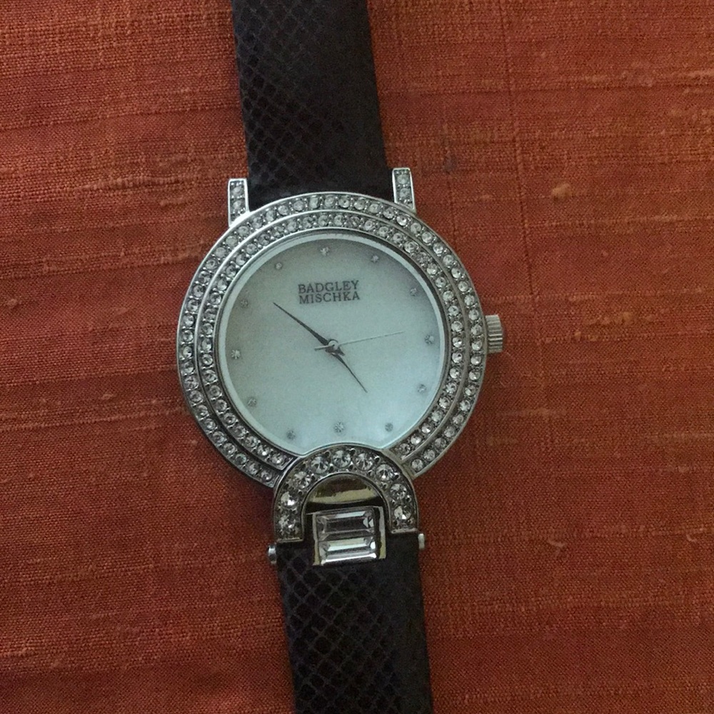 Badgley Mischka pave embellished watch EUC - Picture 3 of 12